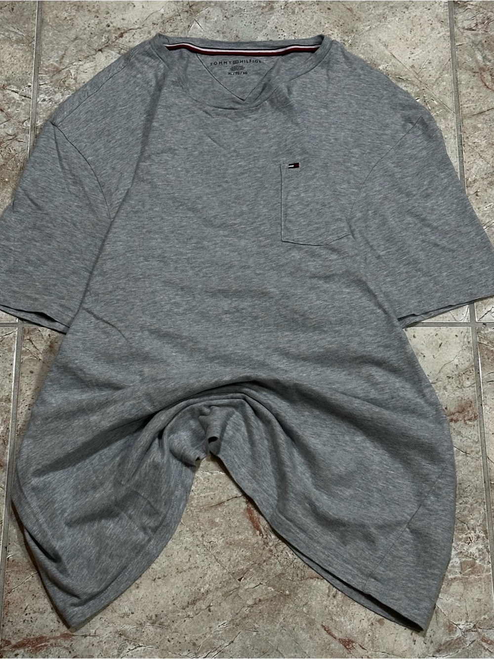 Tommy Hilfiger gray heather pocket tee in size XL
